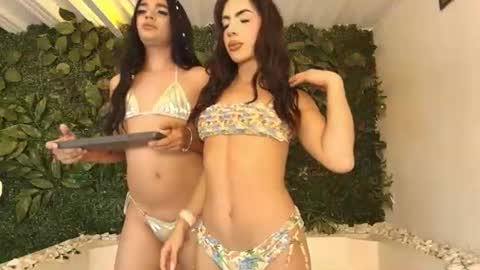 Snapshot of stephie01 chatting on 07.18.26 estefania online show from 07.18.26
