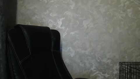 Snapshot of stephiepink chatting on 11.18.25 Grace online show from 11.18.25