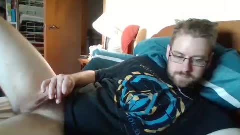 Ian23602 online show from 10.05.25