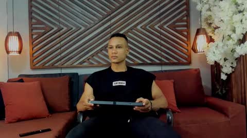 Snapshot of sterling_magnus chatting on 02.11.26 online show from 02.11.26