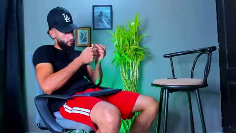 Snapshot of stev_velez chatting on 07.19.26 Steve online show from 07.19.26