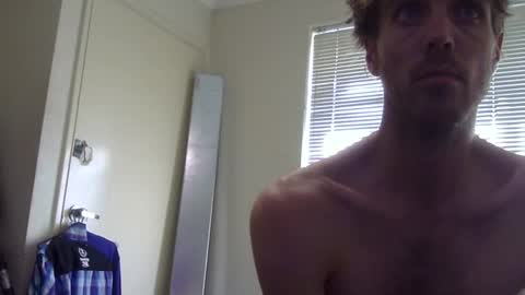 Snapshot of steveaussie chatting on 01.14.25 Australian420 online show from 01.14.25