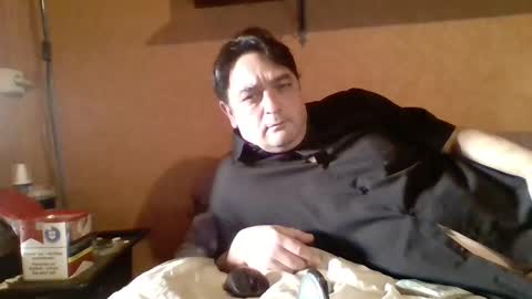 Snapshot of stevefromfrance chatting on 12.25.24 stevefromfrance online show from 12.25.24