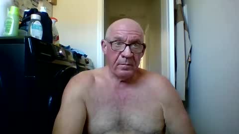 Snapshot of stevejons47 chatting on 09.24.25 stevejons47 online show from 09.24.25