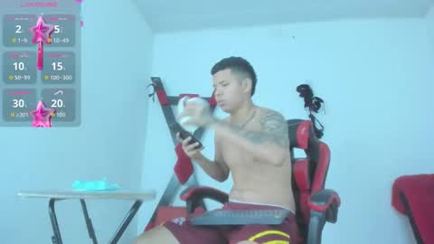 Snapshot of steven19_latinboy chatting on 03.01.26 Steven online show from 03.01.26