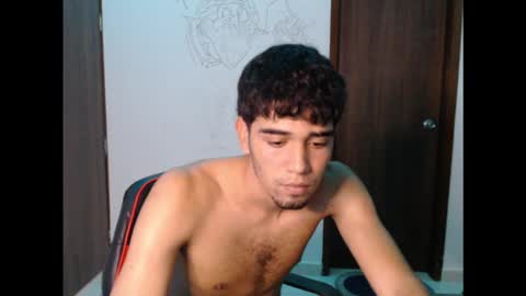 steven_126 online show from 11.04.25