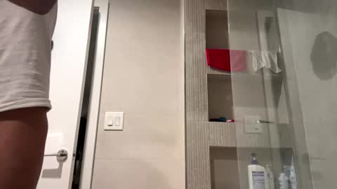 Snapshot of stevengotbig96 chatting on 09.25.25 stevengotbig96 online show from 09.25.25