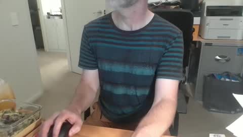Snapshot of stevethetigerr chatting on 03.25.26 SteveTheTigerr online show from 03.25.26