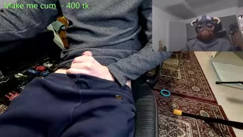 Snapshot of stevie_grey chatting on 02.24.25 stevie_grey online show from 02.24.25