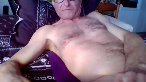 steviehard7 online show from 02.18.25