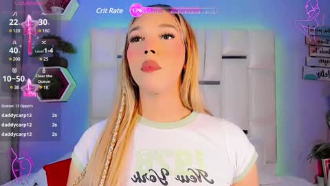 Snapshot of steyseequeen chatting on 12.10.24 Steisee Reyes online show from 12.10.24