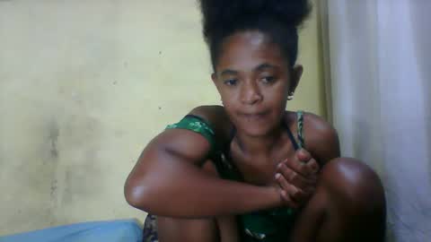 sthela915849 online show from 01.18.26