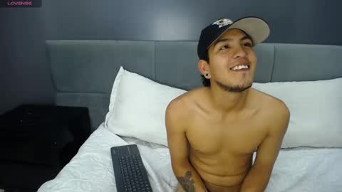 StickXCandy online show from 02.19.25