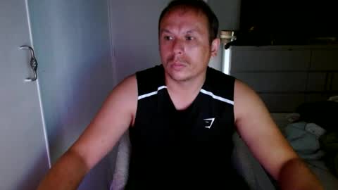 Snapshot of stiffmeister94 chatting on 07.05.26 Axel online show from 07.05.26