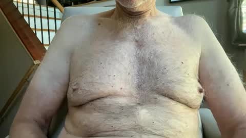 Snapshot of stillbad2 chatting on 10.05.25 Stillbad2 online show from 10.05.25