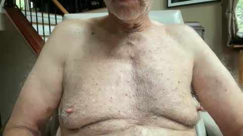 Snapshot of stillbad2 chatting on 10.20.25 Stillbad2 online show from 10.20.25