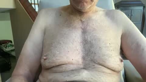 Snapshot of stillbad2 chatting on 11.04.25 Stillbad2 online show from 11.04.25