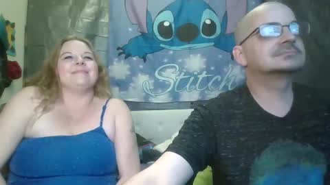 Snapshot of stitchsunshine85 chatting on 01.01.25 Tasha and Drew online show from 01.01.25