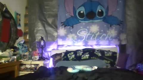 Snapshot of stitchsunshine85 chatting on 01.08.25 Tasha and Drew online show from 01.08.25