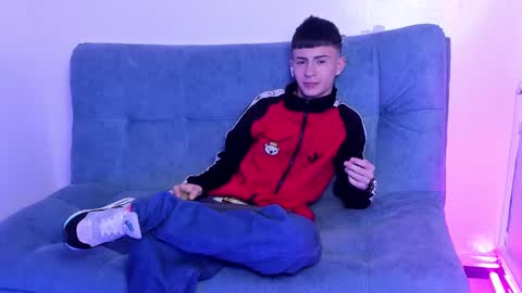 Stivarfox21 online show from 01.30.25