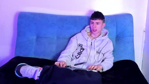 Stivarfox21 online show from 03.01.25