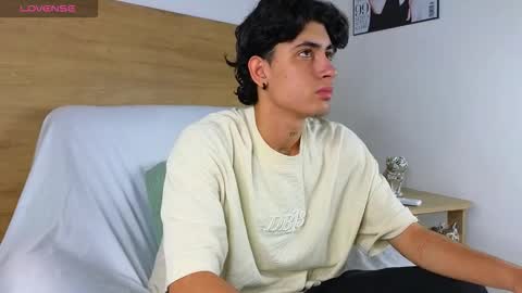 stivenbenet1 online show from 11.01.25