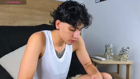 stivenbenet1 online show from 11.02.25