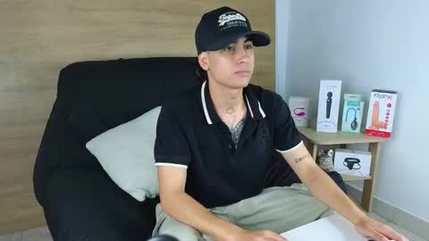 stivenbenet1 online show from 11.12.25