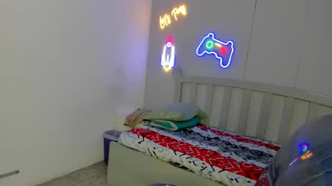 Stiwen online show from 10.29.25