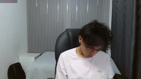 Stiwen online show from 03.04.26