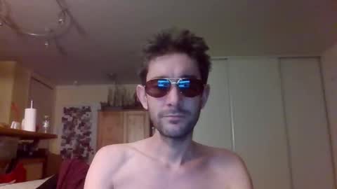 Julien9477 online show from 10.26.25