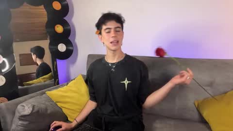 Stolas online show from 02.22.26