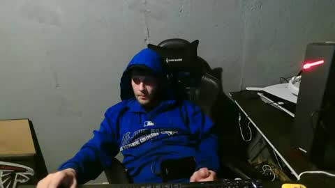 stonedpanda77 online show from 12.26.24