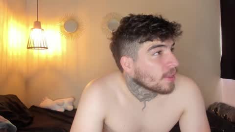 Snapshot of stoneepaul chatting on 02.02.25 --free-- online show from 02.02.25