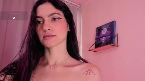 Snapshot of stonned_candy chatting on 10.03.25 Liz online show from 10.03.25