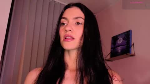 Snapshot of stonned_candy chatting on 10.06.25 Liz online show from 10.06.25