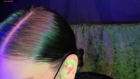 Snapshot of stonned_candy chatting on 10.31.25 Liz online show from 10.31.25