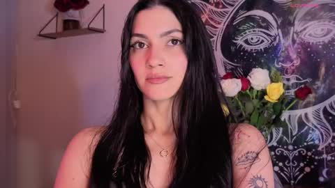 Snapshot of stonned_candy chatting on 11.08.25 Liz online show from 11.08.25