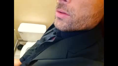 Snapshot of stopshottttt chatting on 10.23.25 stopshottttt online show from 10.23.25