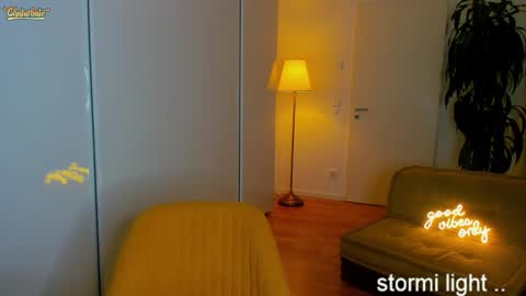 Stormi online show from 01.06.25