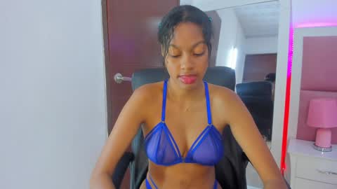 Sweety Stormi  online show from 01.14.25