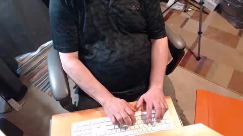 Snapshot of stormy6569 chatting on 04.26.26 Stormy6569 online show from 04.26.26
