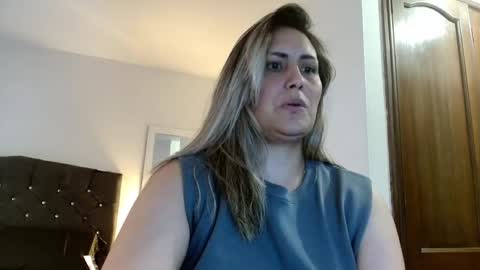 Snapshot of stormy_carter chatting on 10.20.25 stormy carter online show from 10.20.25