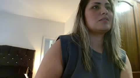 Snapshot of stormy_carter chatting on 11.10.25 stormy carter online show from 11.10.25