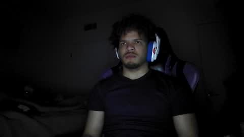 Snapshot of str8dj chatting on 12.23.25 Dj online show from 12.23.25