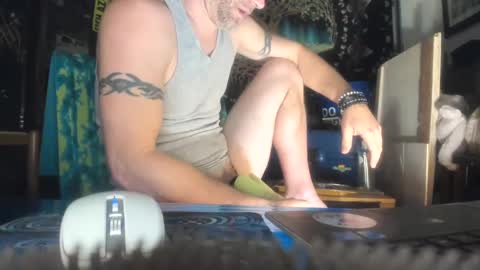 Str8 online show from 12.18.24