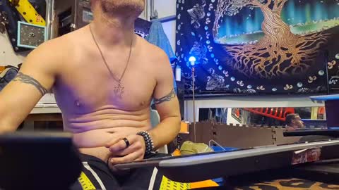 Str8 online show from 12.23.24