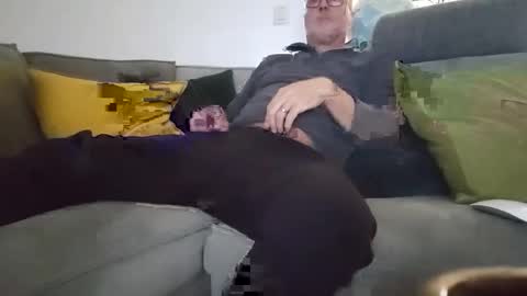 Snapshot of str8neighbours chatting on 12.21.25 Str8neighbours online show from 12.21.25