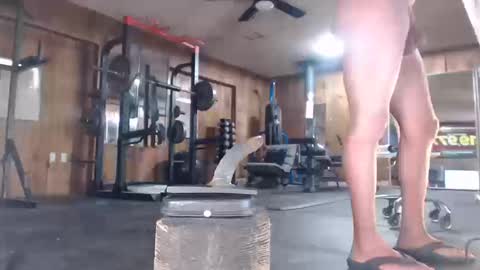 Snapshot of str8pumpnhump chatting on 10.12.25 n8vpumpnhump online show from 10.12.25