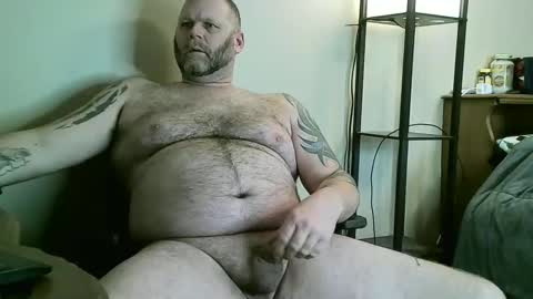 Snapshot of str8t_7 chatting on 02.04.25 Str8t online show from 02.04.25